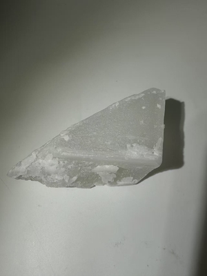 Low-Melting Composite Wax Ozokerite Cera Microcristallina for Versatile Skincare Formulations